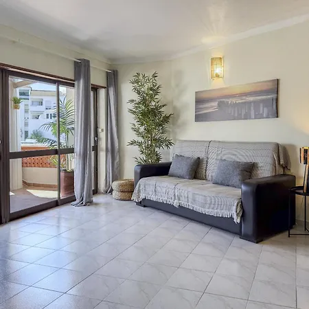 Apartament #411 Sunny 1br Near The Albufeira