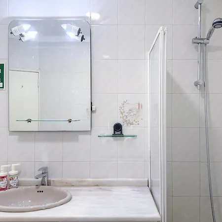 #411 Sunny 1br Near The Apartament *